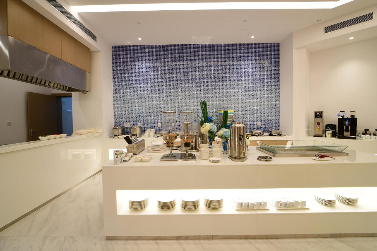 浏阳博大中央广场智选假日酒店 外观 照片